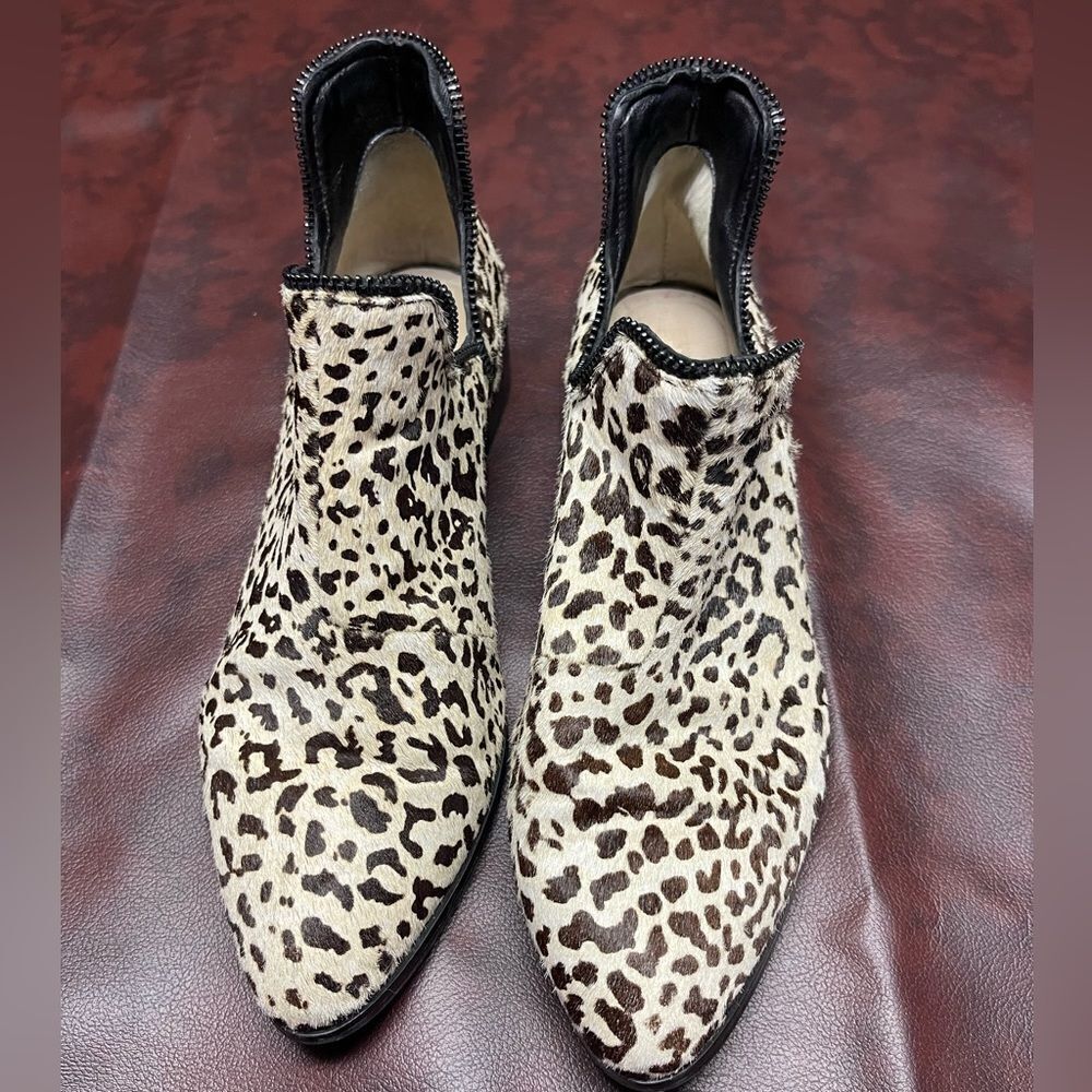 Senso bailey animal print black and‎ white shoes booties, size 38, size 8
